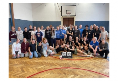 Tradiční vánoční sportovní turnaj nižšího gymnázia 