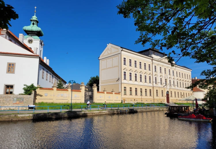 Třídní schůzky 23. 4. 2026 od 17.30