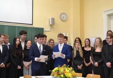 Na České se maturuje