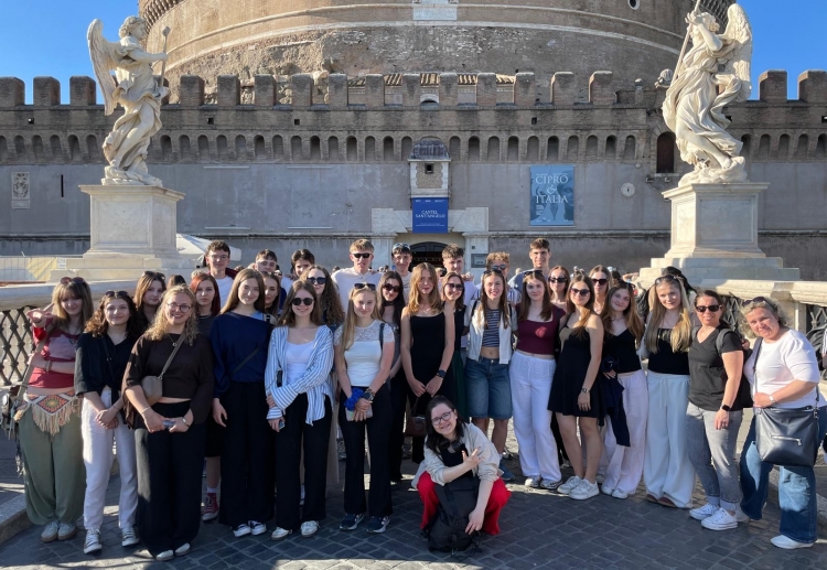 ŘÍM – „ROMA – AMOR“ – LÁSKA NA CELÝ ŽIVOT 