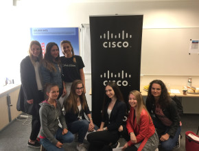 Girls PowerTech 2018 v Cisco